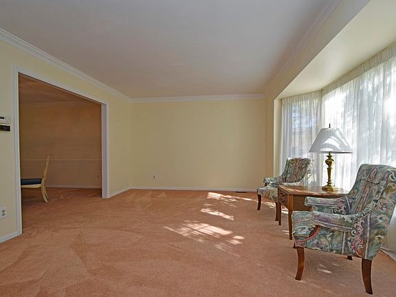 3rd image of 4126 Malaer Dr