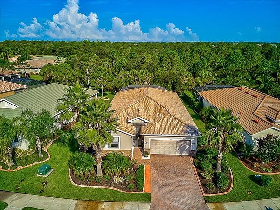 2nd image of 11808 Breadfruit Ln