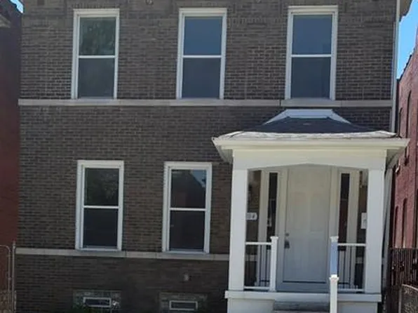 3704 Palm St, Saint Louis, MO 63107