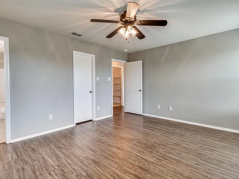 1434 S Raven Dr — Photo 18