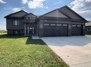 302 Birch Ave, Aurora, SD 57002