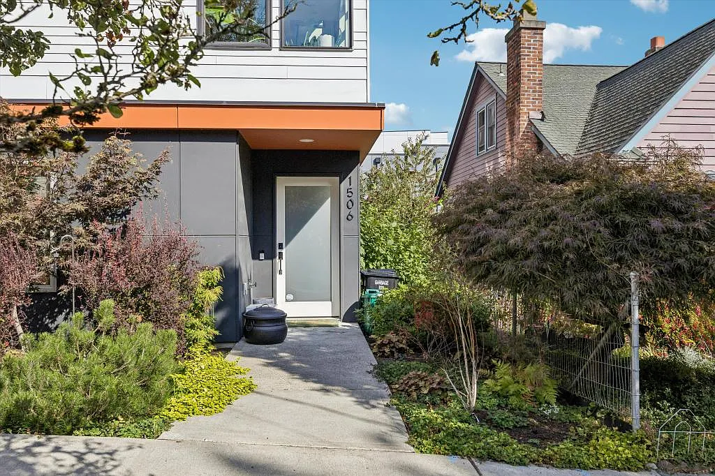 1506 S Hill St - 4 bedrooms — Photo 3