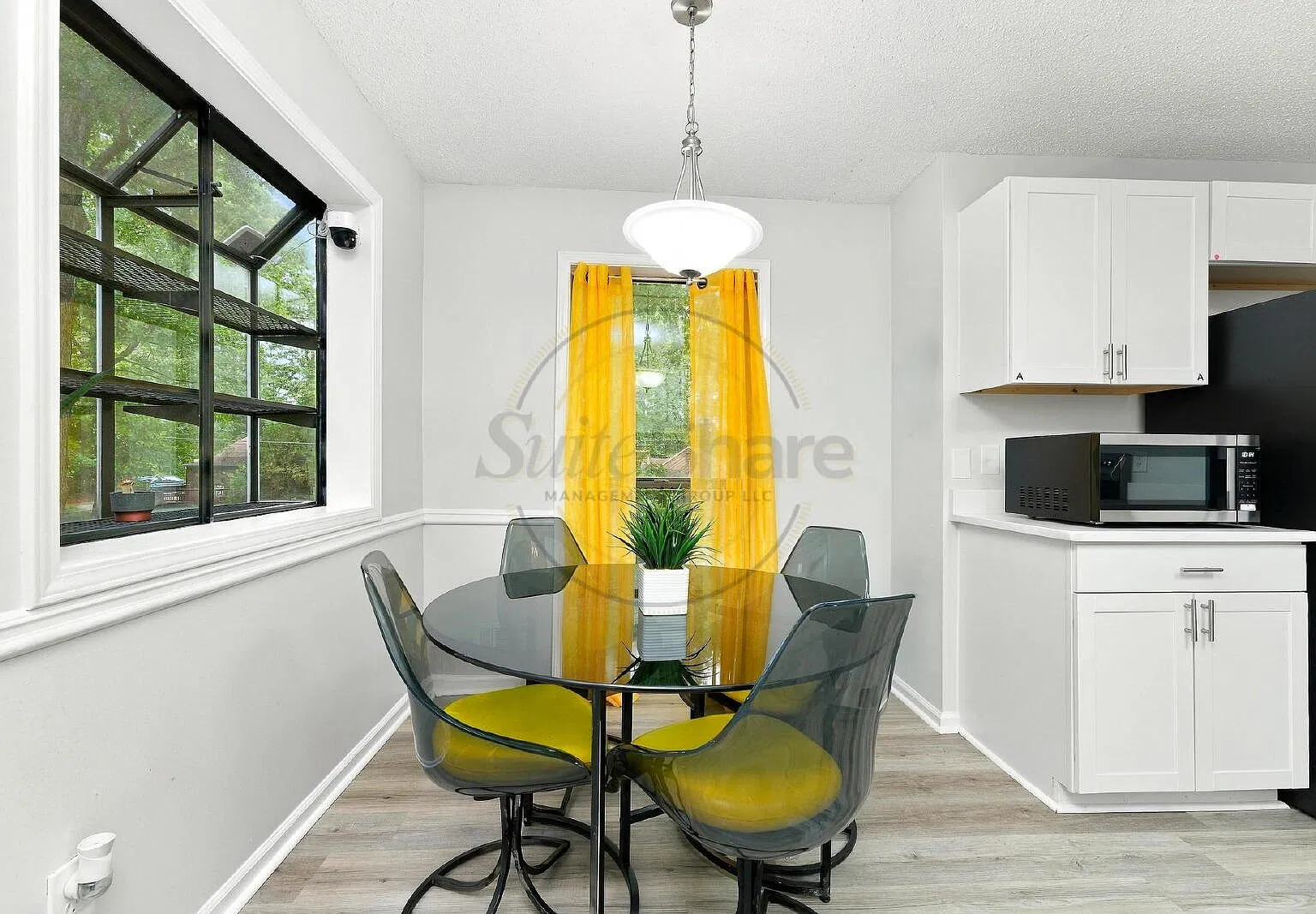 1 bed, 1.0 bath, $800 — Photo 3