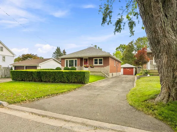 285 Muriel Ave, Oshawa, ON L1J 2W8