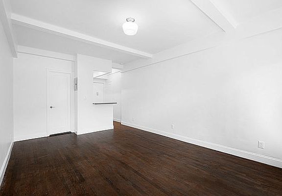 3rd image of 24 5th Ave APT 503