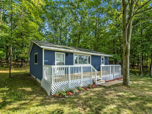 2261 N Tallman Lake Rd, Fountain, MI 49410