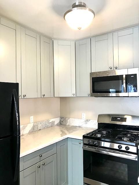 New Kitchen & Appliances