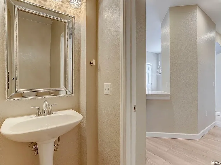 12794 Ivy St — Photo 8