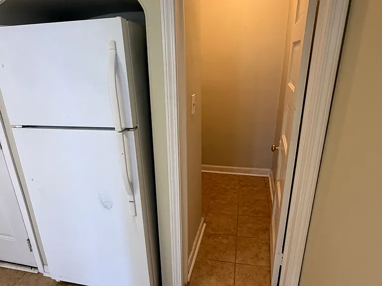 3162 Trowbridge St #1 — Photo 4