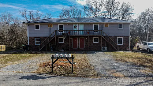 120 Lake Dr #4 Photo 1