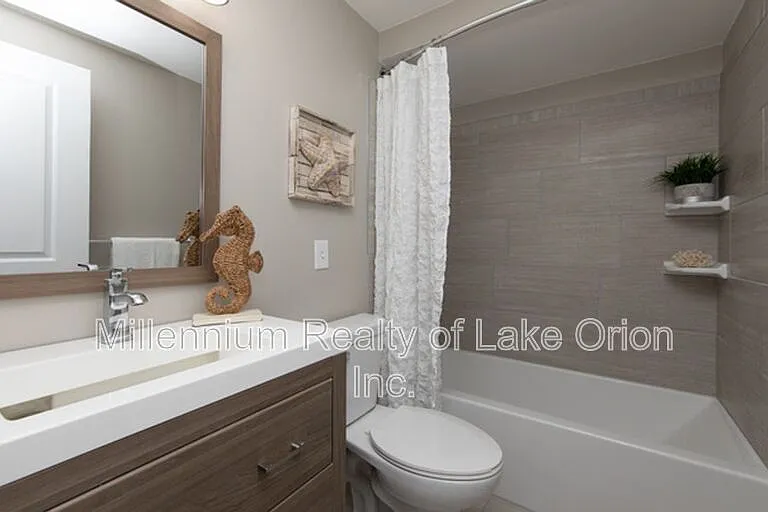 9941 Dixie Hwy #4 — Photo 10