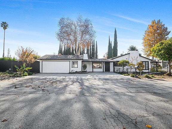 4th image of 950 S Winchester Blvd