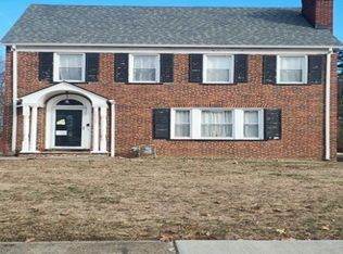 16157 Glynn Rd, East Cleveland, OH