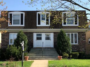 10407 Waterford Dr, Westchester, IL 60154