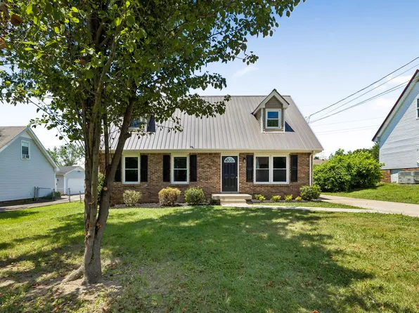 408 Helton Dr, Clarksville, TN 37042