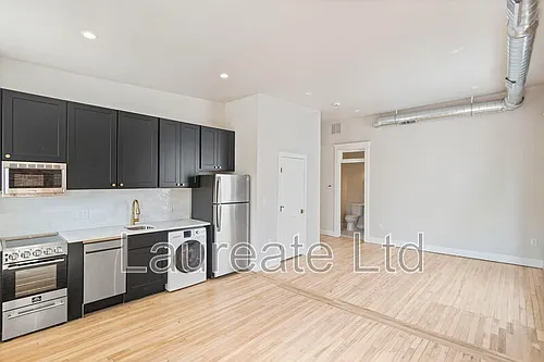1256 N Clarkson St Photo 1