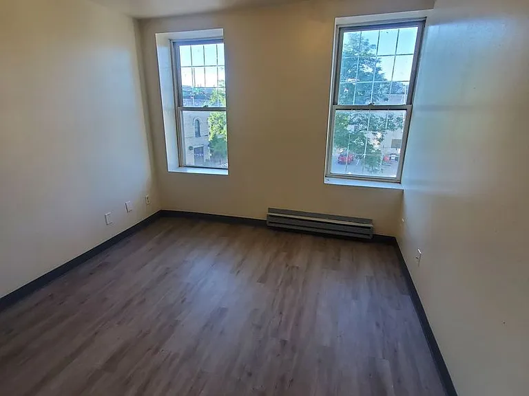 342-344 W. Main St (Commercial First Floor + 7 Apartments) — Photo 2