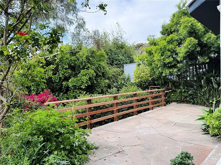 31865 8th Ave — Photo 16