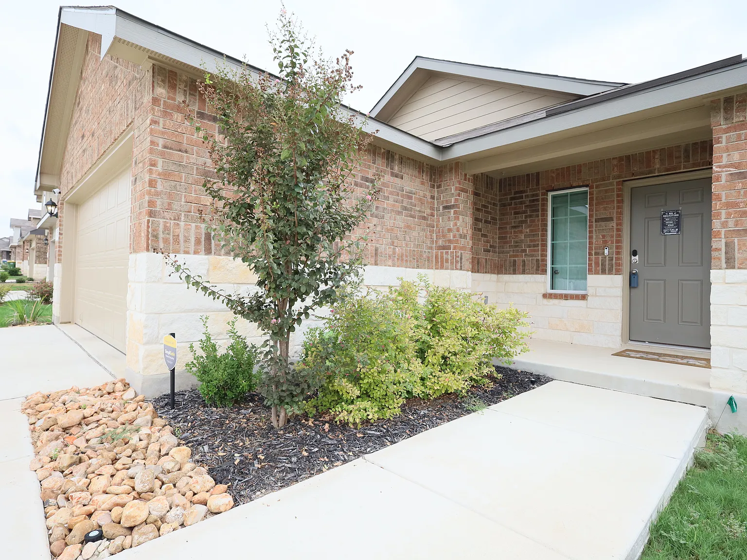 3 bed, 1296 sqft, $1,495 — Photo 3