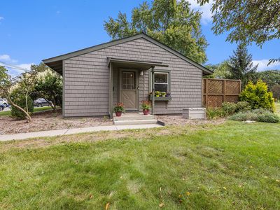 2353 Parkwood Ave, Ann Arbor, MI, 48104