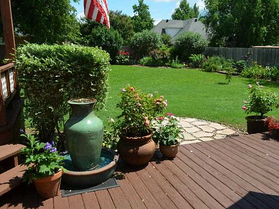 4th image of 1405 Whitehall Dr