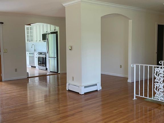 Dining / living room area