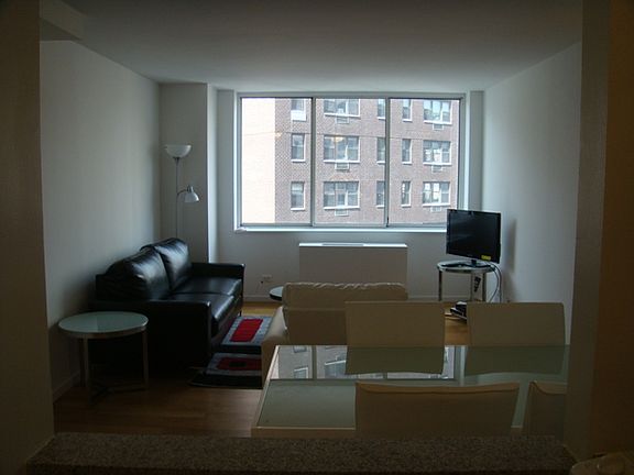 4th image of 420 E 54th St APT 35D
