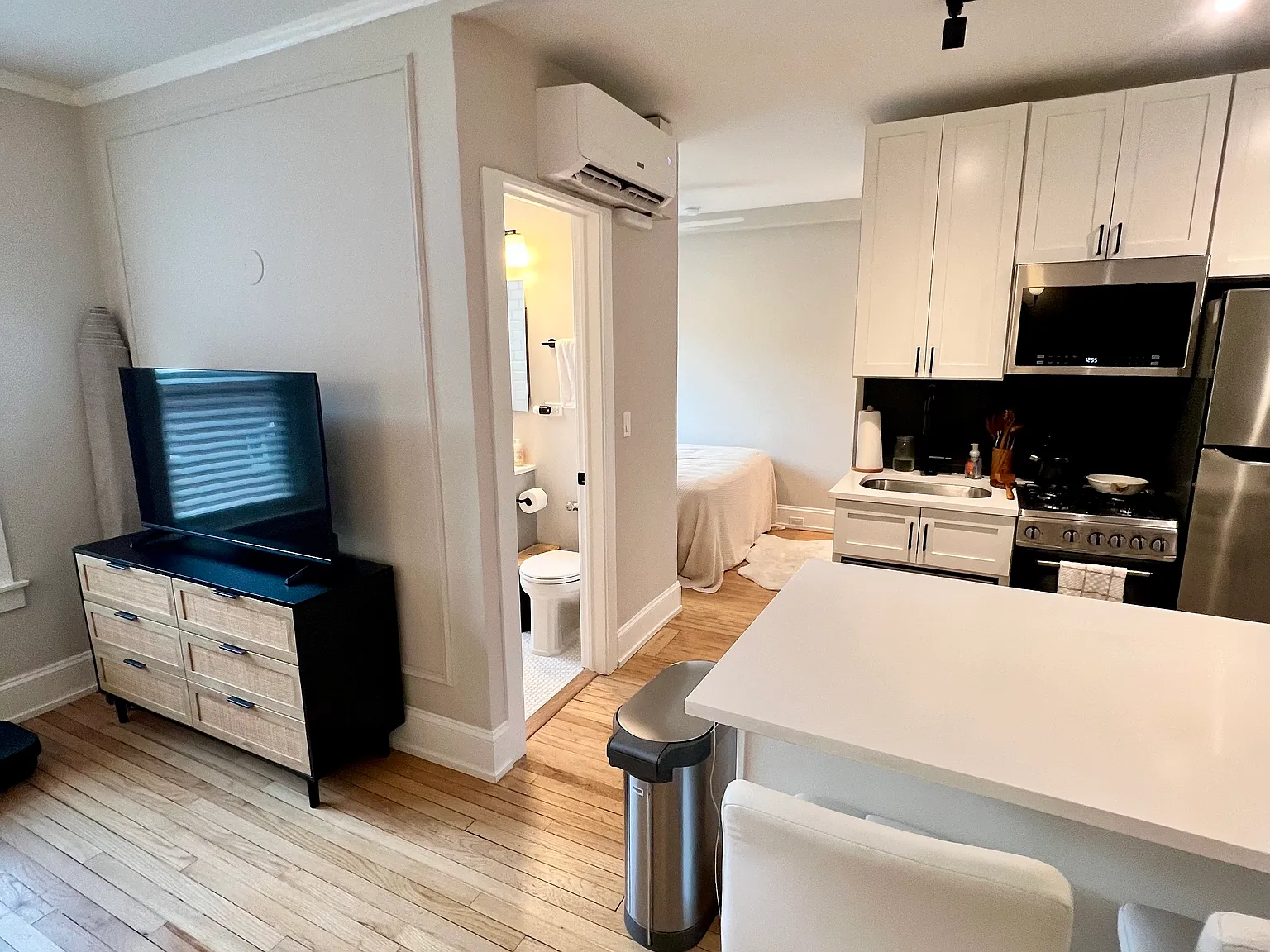 1 bed, $2,175 — Photo 4