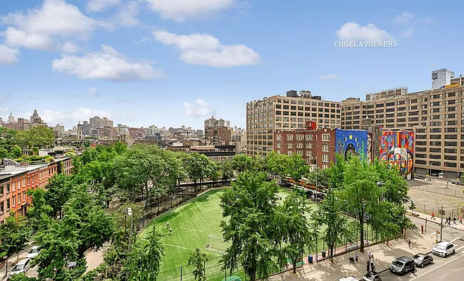 Rented by Engel & Völkers New York City | media 30