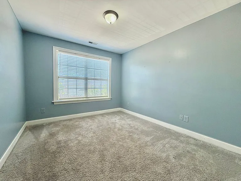 4601 Fonso Dr — Photo 31