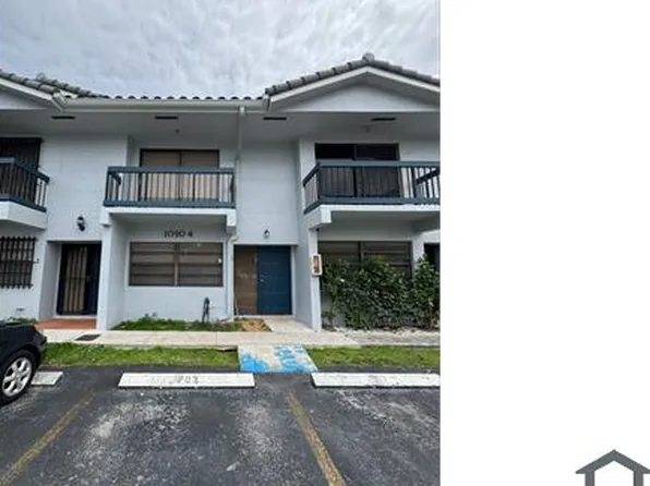 10904 NW 7th St #203, Miami, FL 33172