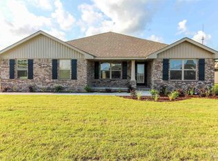 5734 Old Stone Blvd, Milton, FL 32570
