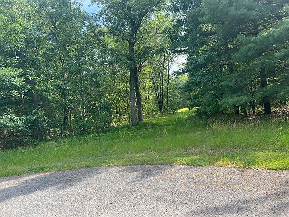 4th image of White Eagle Dr