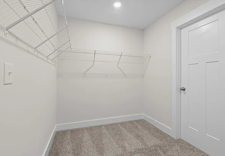 216 Pewter Cir — Photo 22