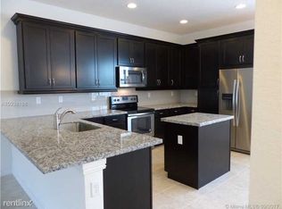 11527 SW 14th St, Hollywood, FL 33025