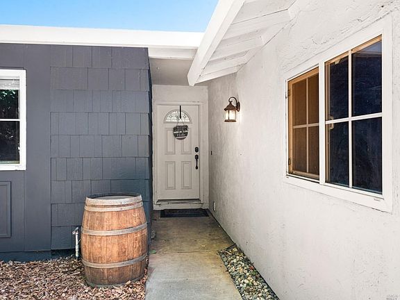 3rd image of 1348 Whitehall Court