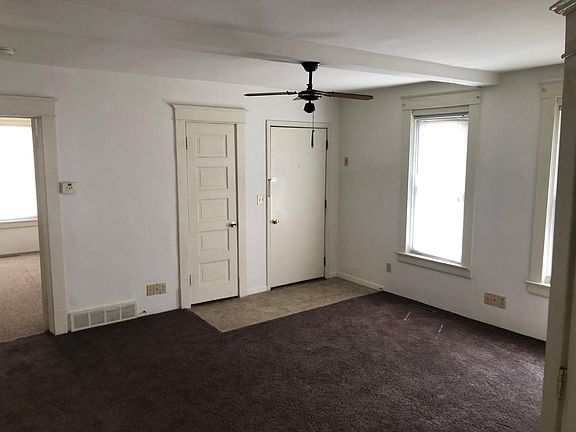 3rd image of 209-215 E Marsile St