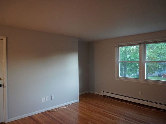 5th image of 4 Pailet Dr APT 7