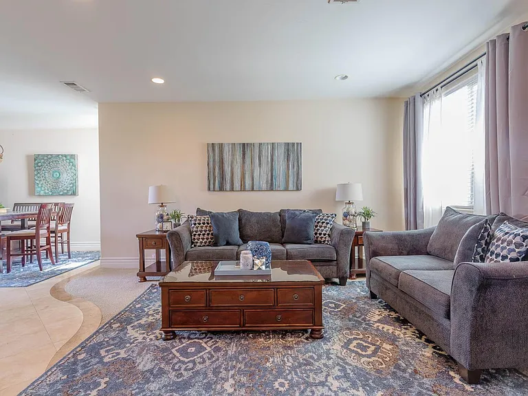 15935 W Archwood Ln — Photo 8