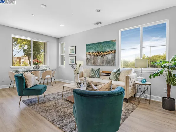 1053 E Duane Ave #100, Sunnyvale, CA 94085