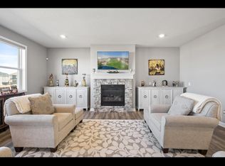 20335 Gateway Dr, Lakeville, MN 55044