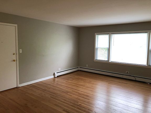 4th image of 117 E Grove St APT 5