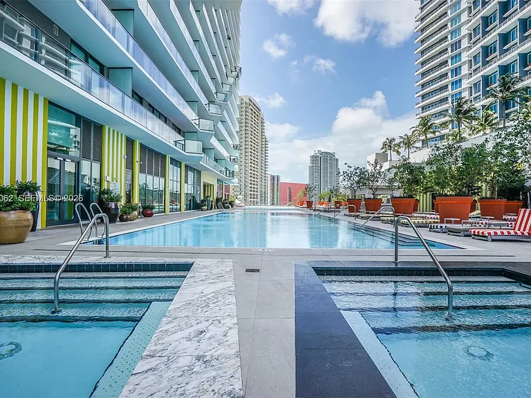 1300 S Miami Ave #1407 — Photo 35