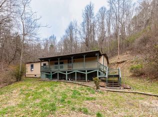 294 Ball Dr, Marshall, NC 28753