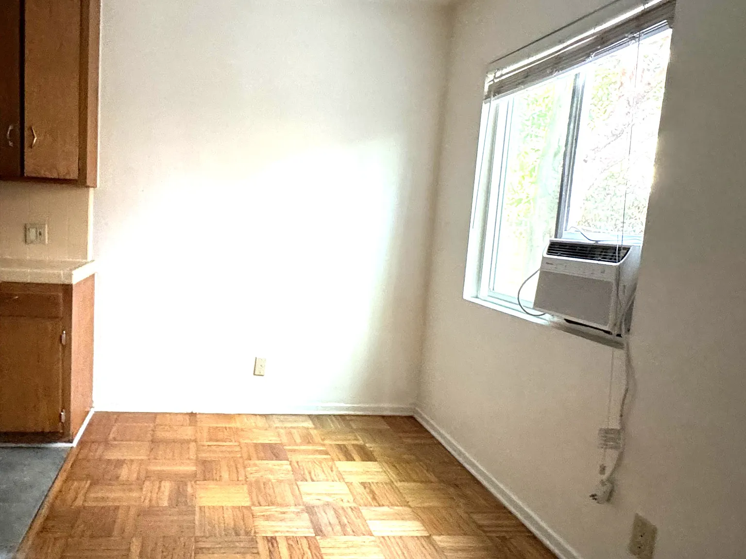 1 bed, 700 sqft, $2,150 — Photo 2
