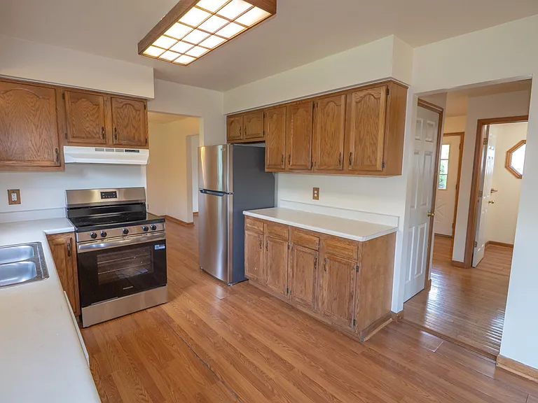 42091 Greenwood Dr — Photo 10