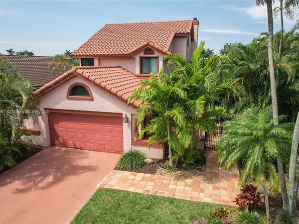 3851 NW 7th Pl, Deerfield Beach, FL 33442