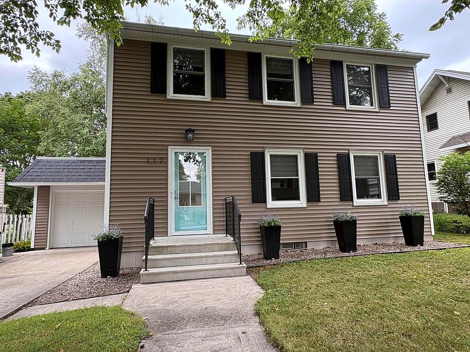 1st image of 117 S 1st St