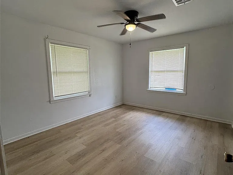 612 Sunset Ln — Photo 15