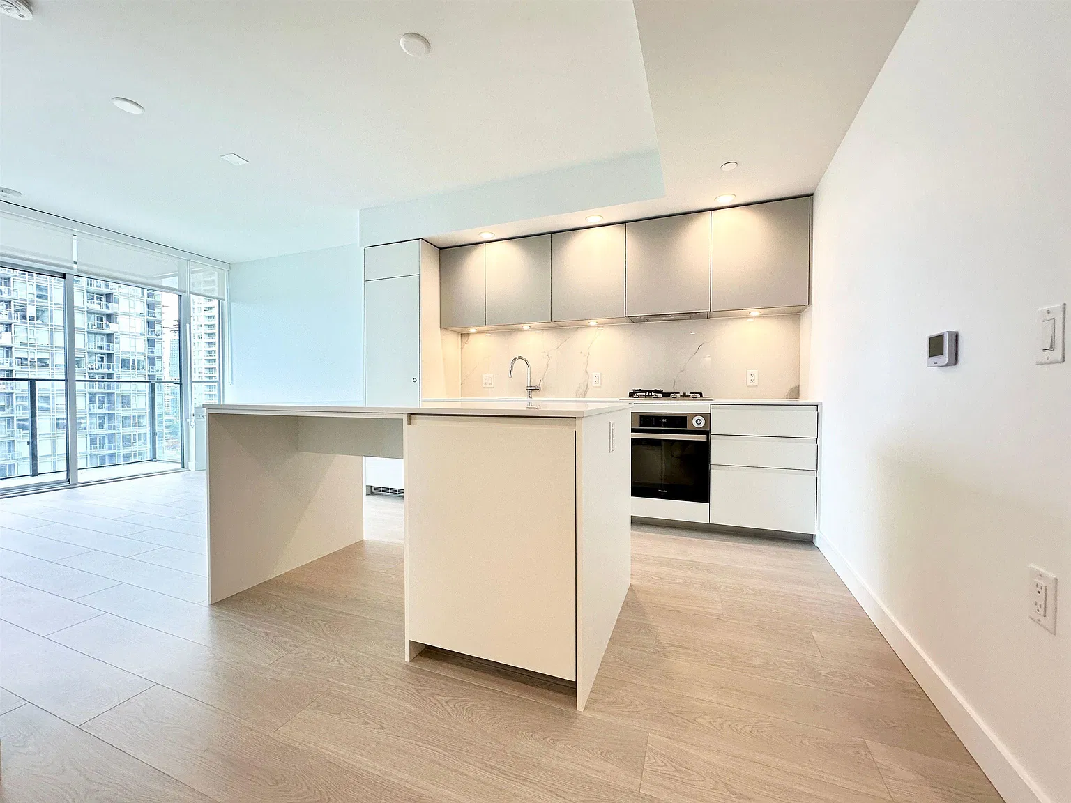 1 bed, 543 sqft, $2,295 — Photo 1